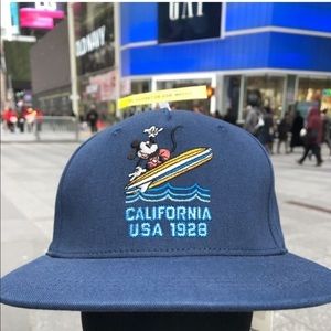 Gorra GAP Disney California Mickey Mouse